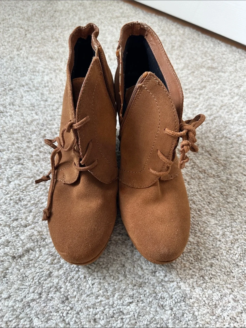 Dolce Vita brown suede